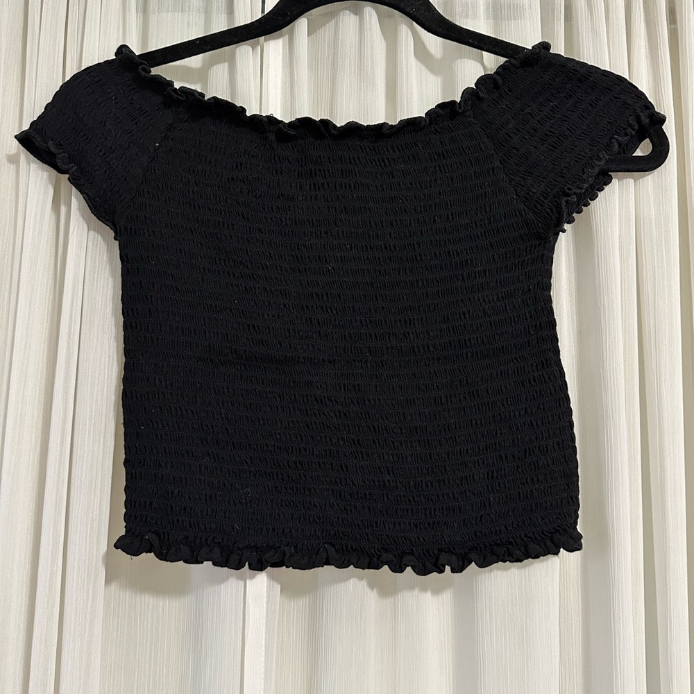 Brandy Melville cropped top